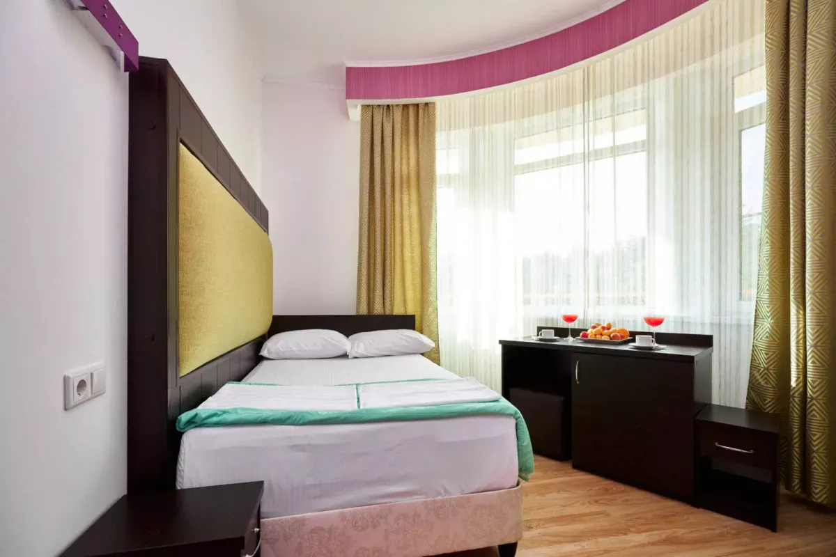 Фотография 1 местный делюкс с балконом